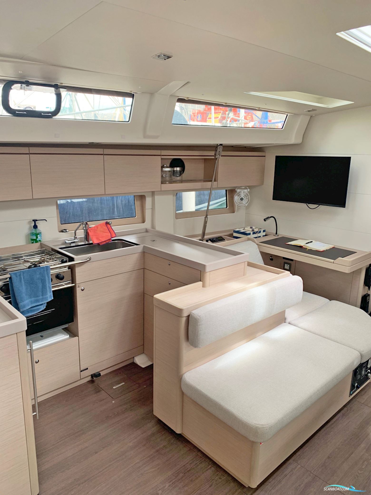 Beneteau Oceanis 51.1