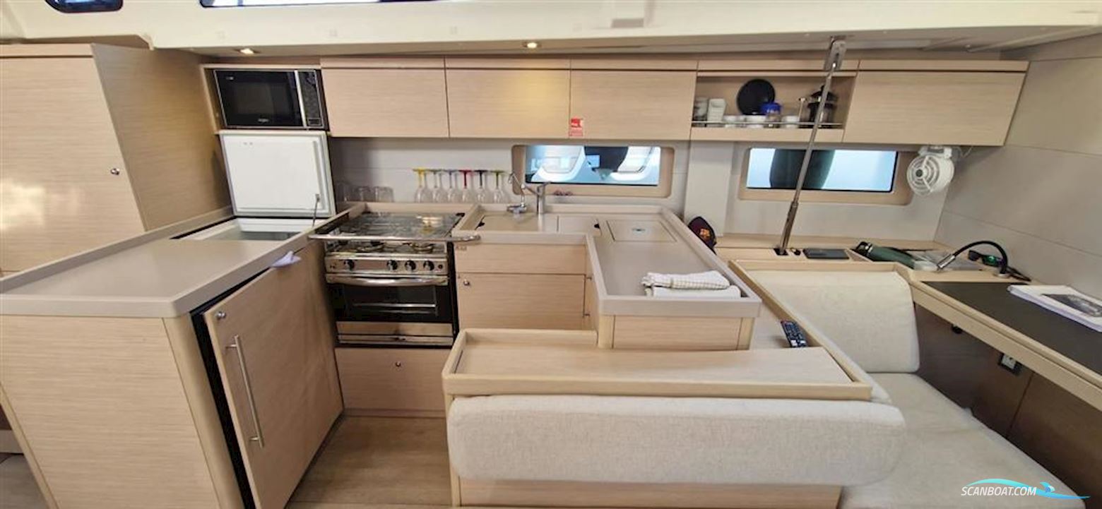 Beneteau Oceanis 51.1