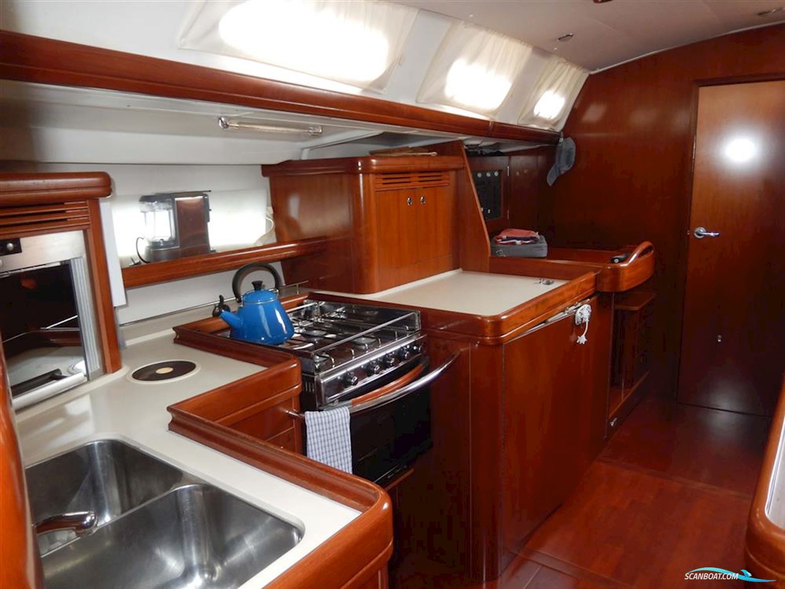 Beneteau Oceanis 523