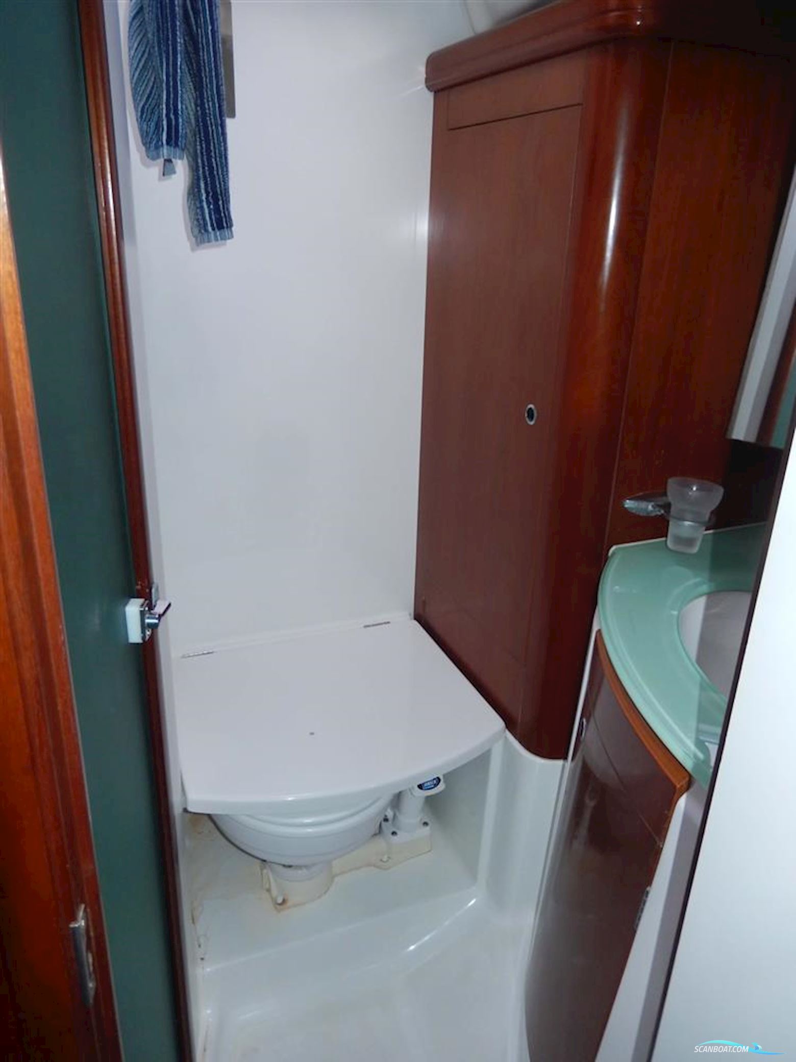 Beneteau Oceanis 523