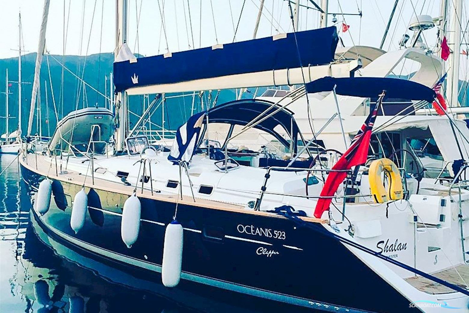 Beneteau Oceanis 523