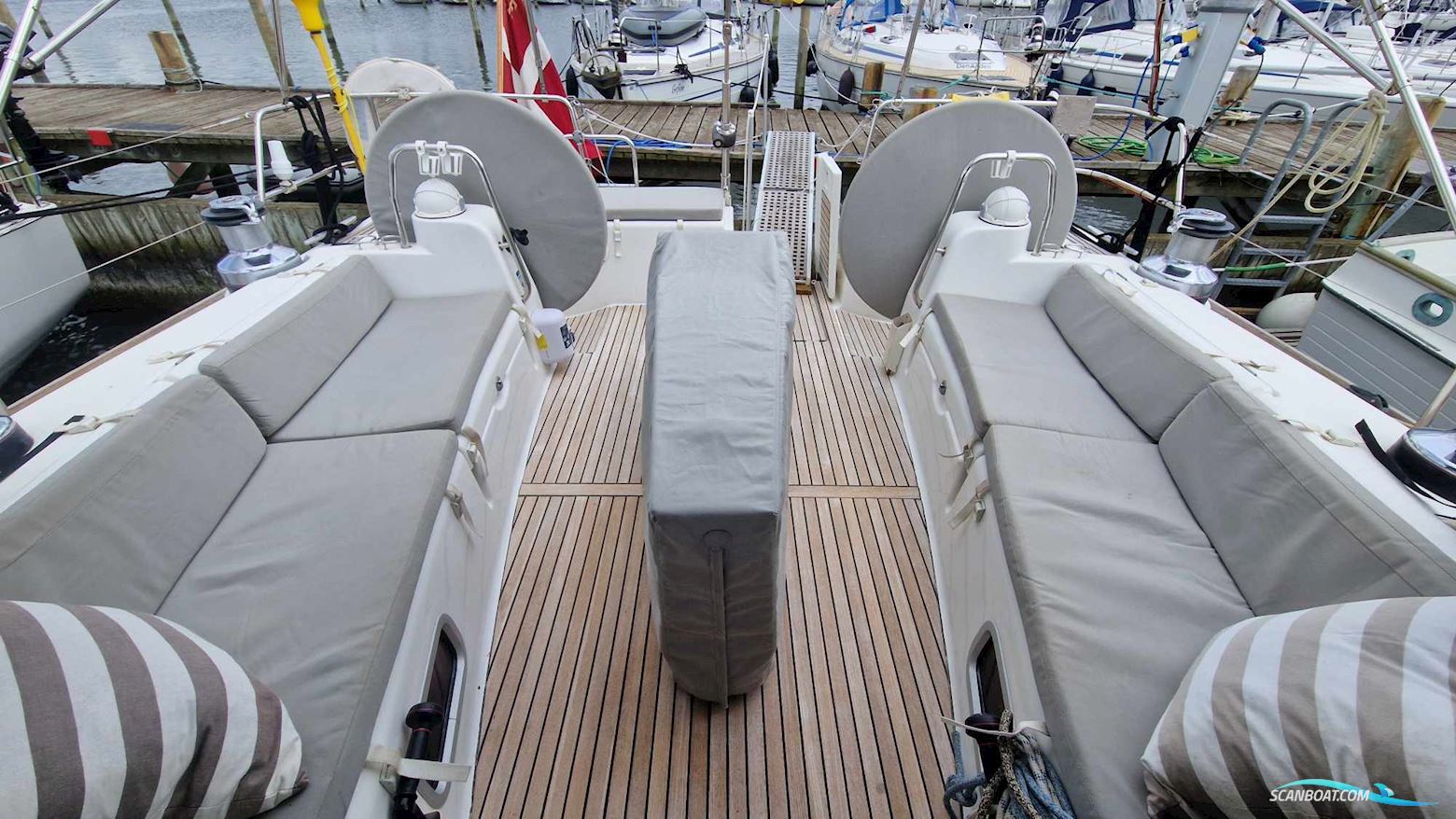 Beneteau Oceanis 54