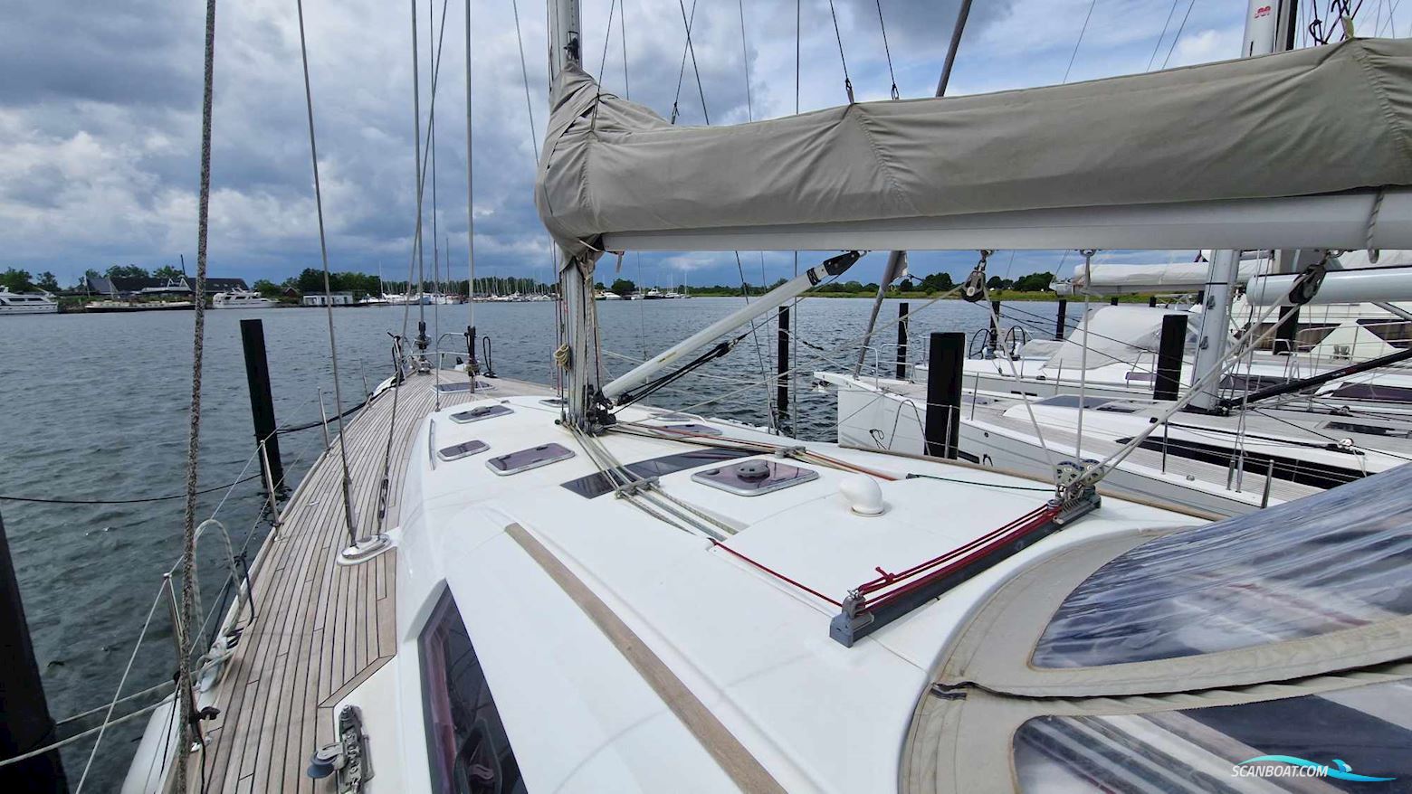 Beneteau Oceanis 54