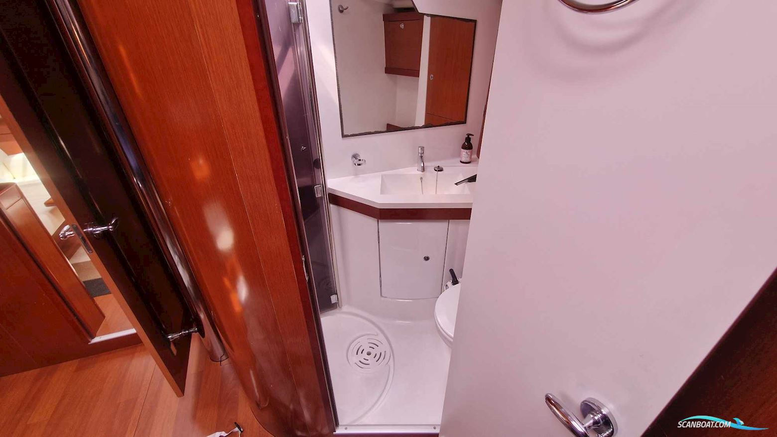 Beneteau Oceanis 54