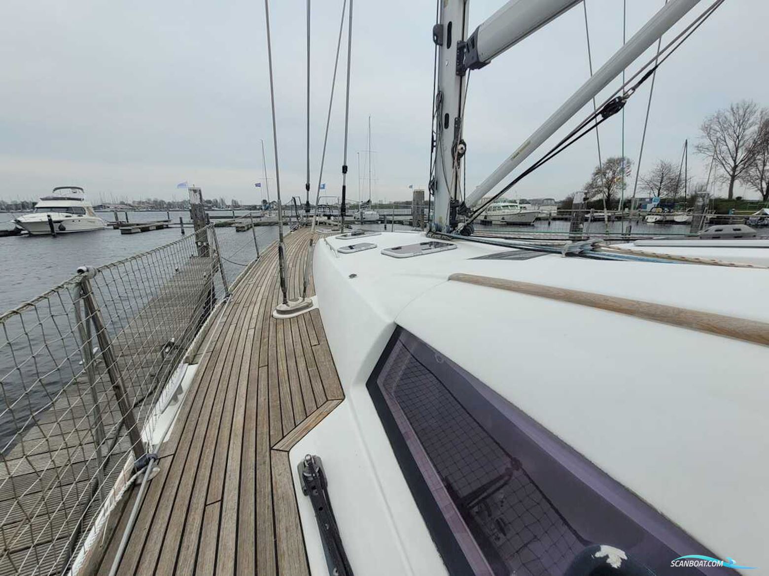 Beneteau Oceanis 54