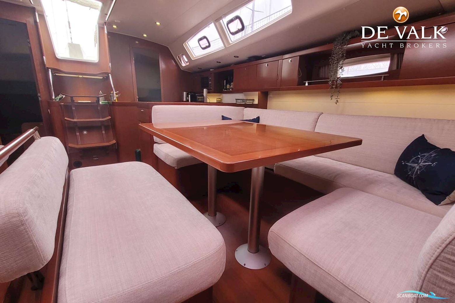 Beneteau Oceanis 54