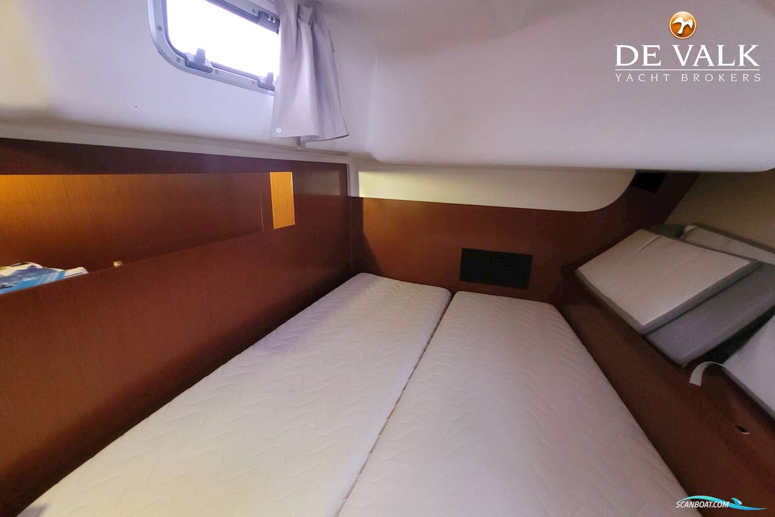 Beneteau Oceanis 54