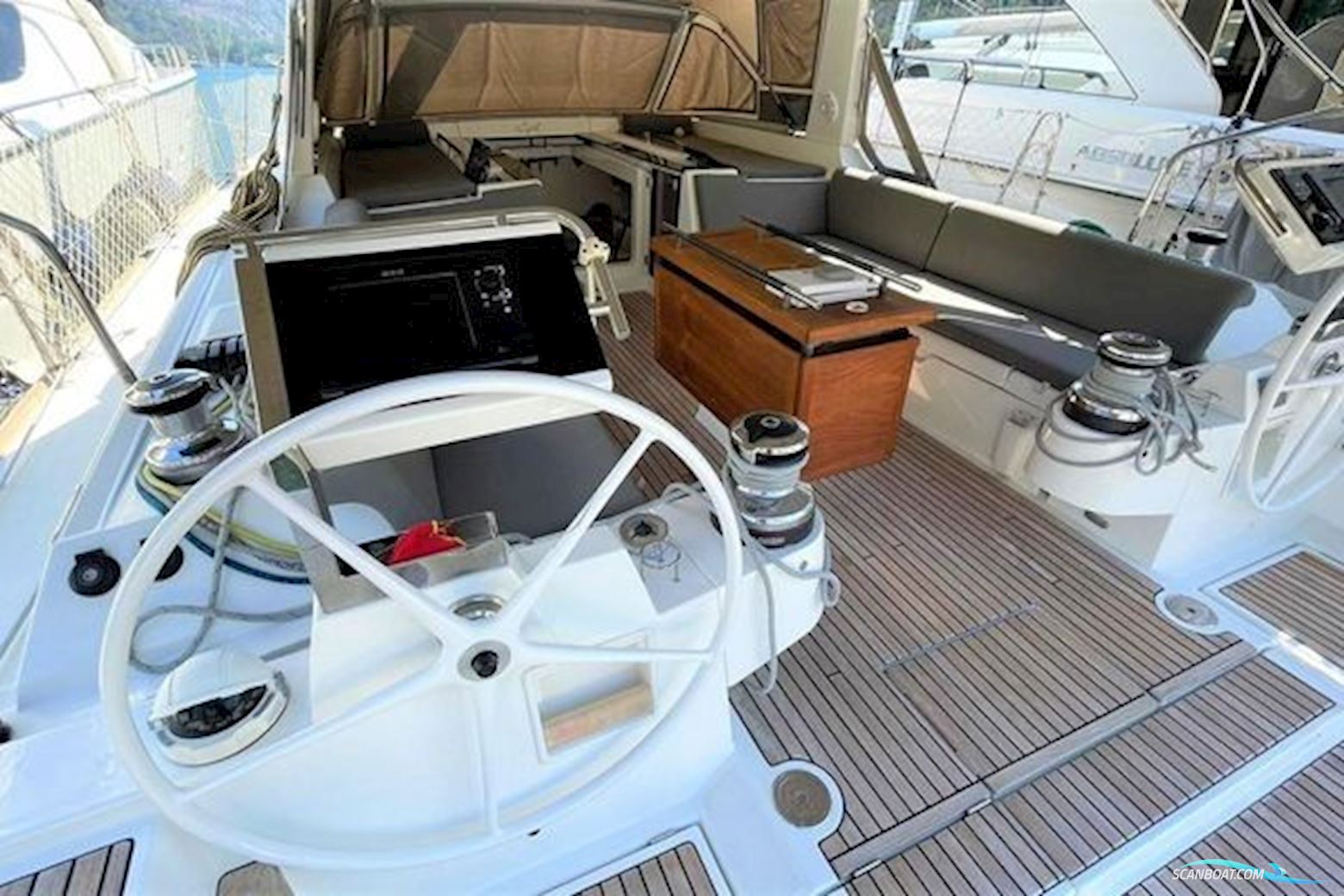 Beneteau Oceanis 55