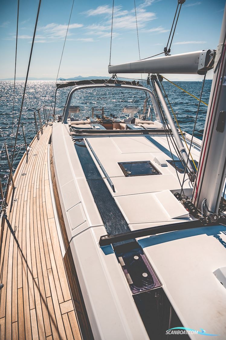 Beneteau Oceanis 55.1 Owner's Version