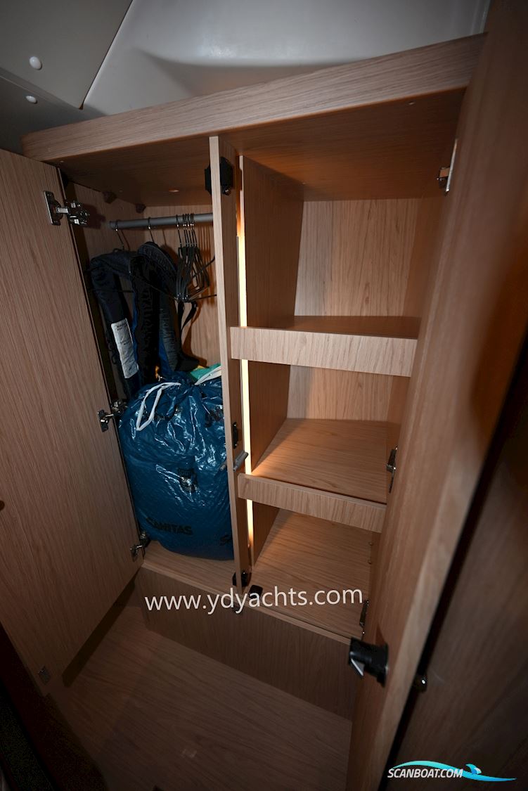 Beneteau Oceanis 55.1 Owner's Version