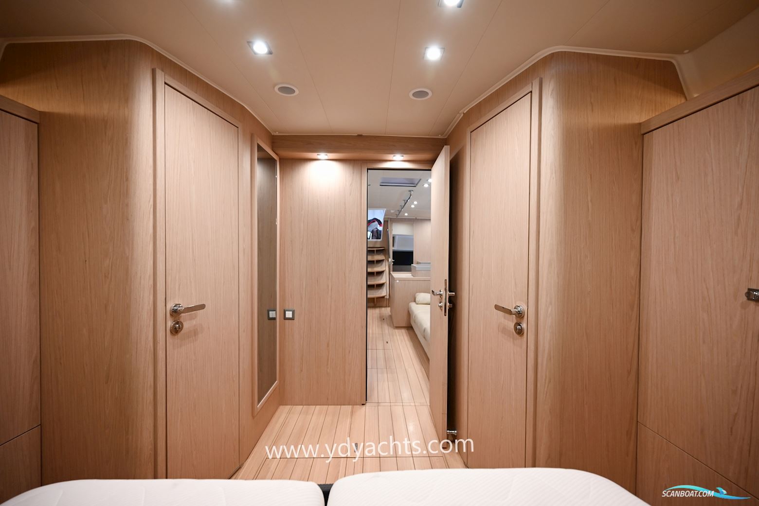Beneteau Oceanis 55.1 Owner's Version