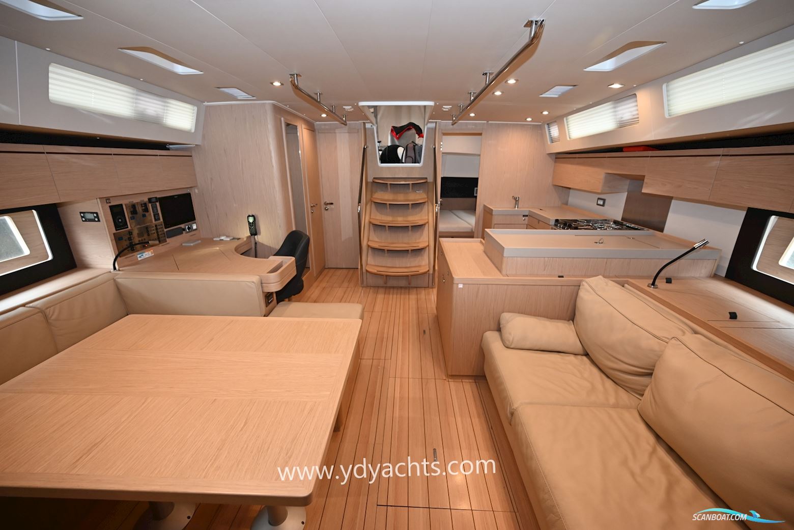 Beneteau Oceanis 55.1 Owner's Version
