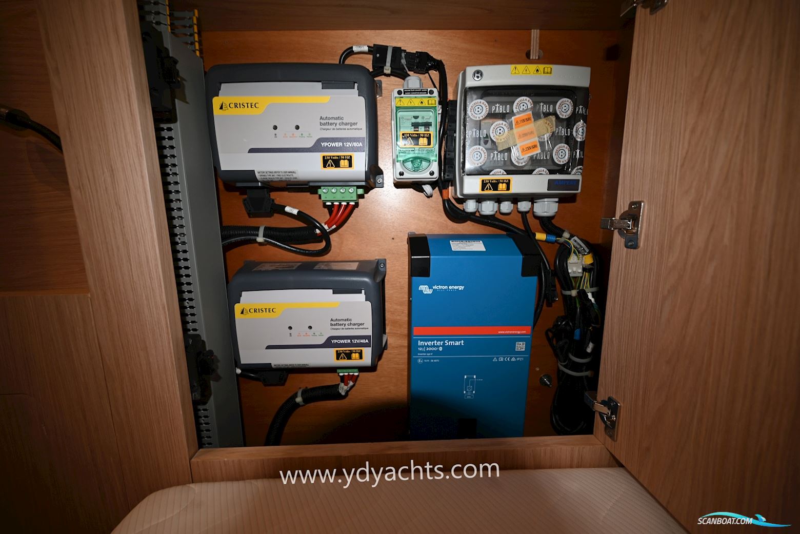 Beneteau Oceanis 55.1 Owner's Version