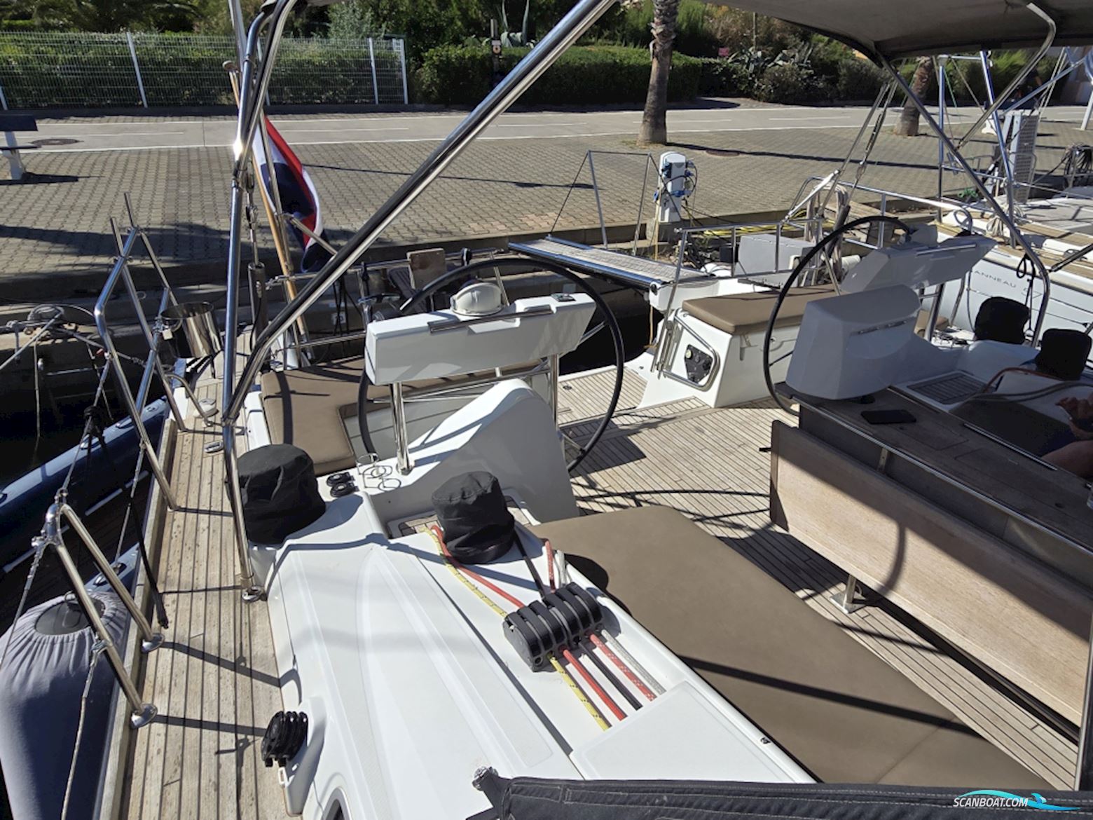 Beneteau Oceanis 58