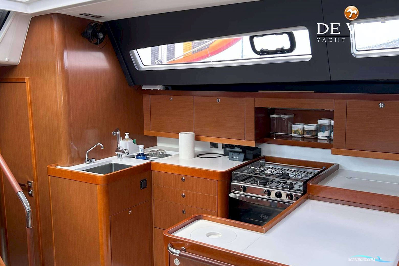 Beneteau Oceanis 60