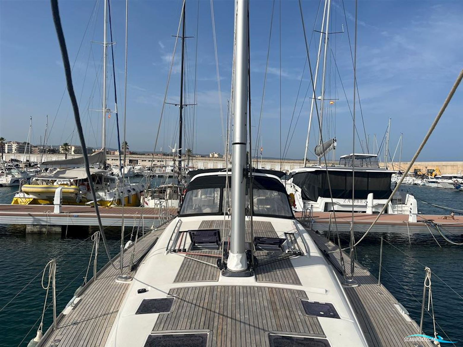 Beneteau Oceanis 60