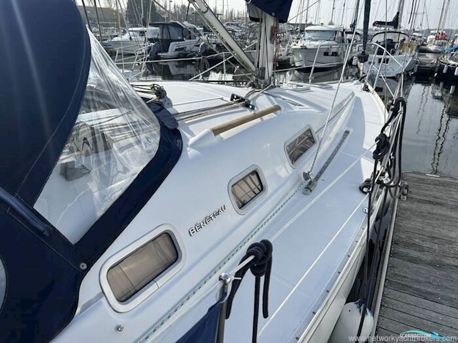 Beneteau Oceanis Clipper 323