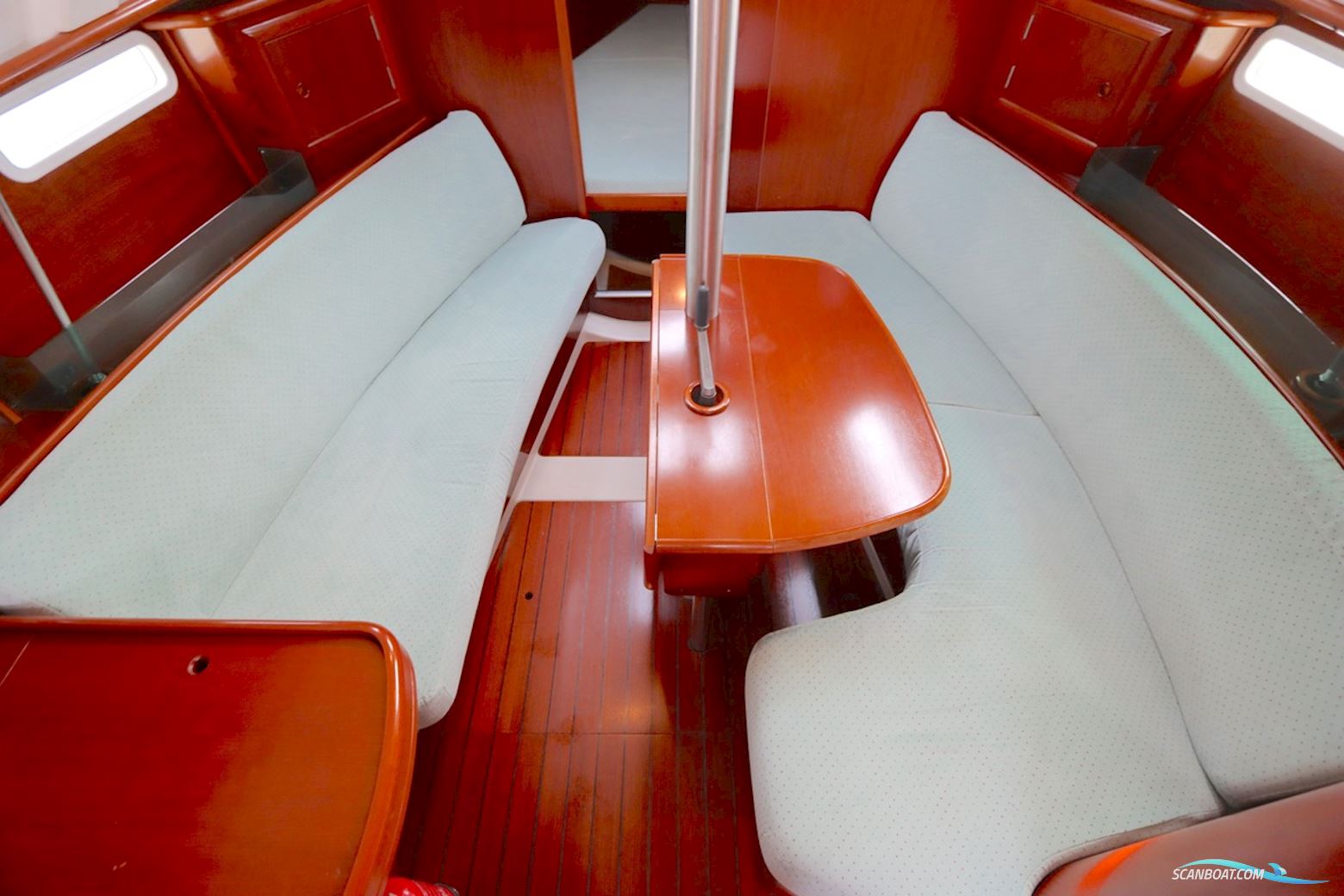 Beneteau Oceanis Clipper 331 Lifting Keel