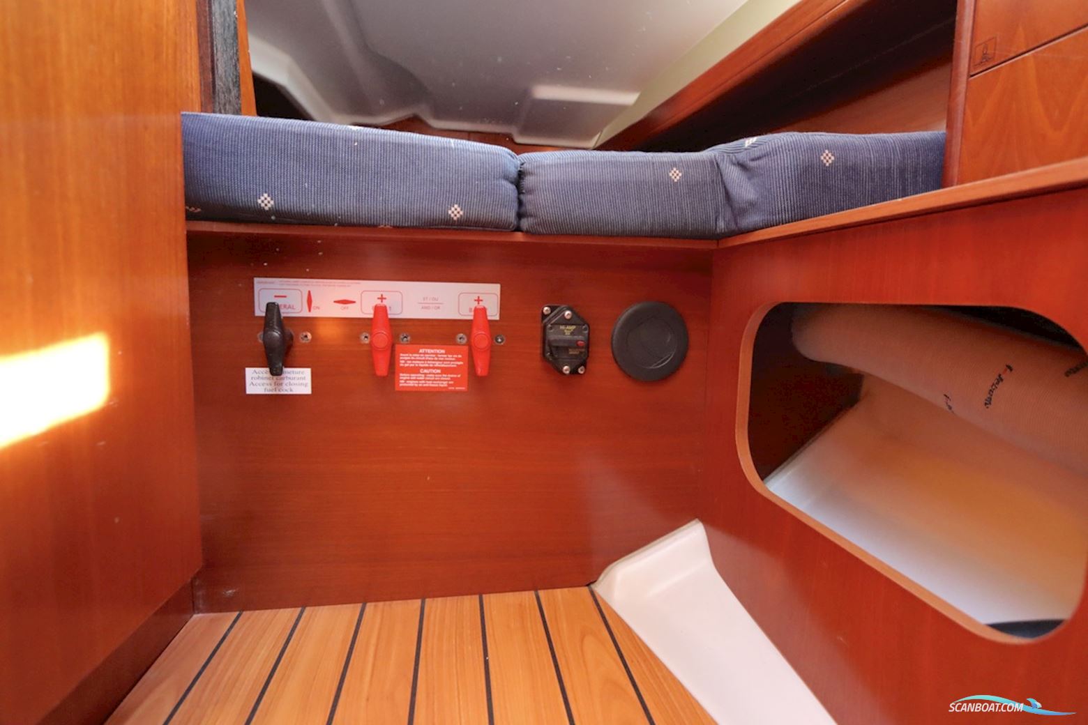 Beneteau Oceanis Clipper 373