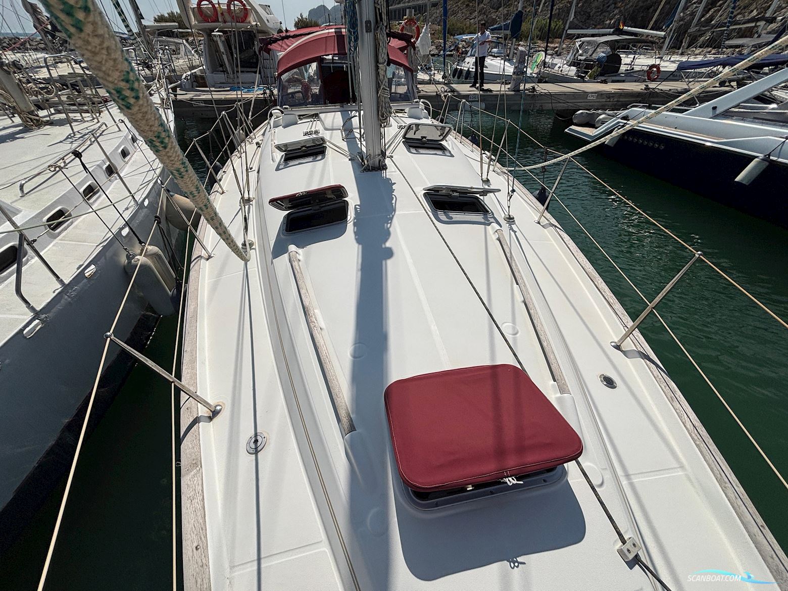 Beneteau Oceanis Clipper 411