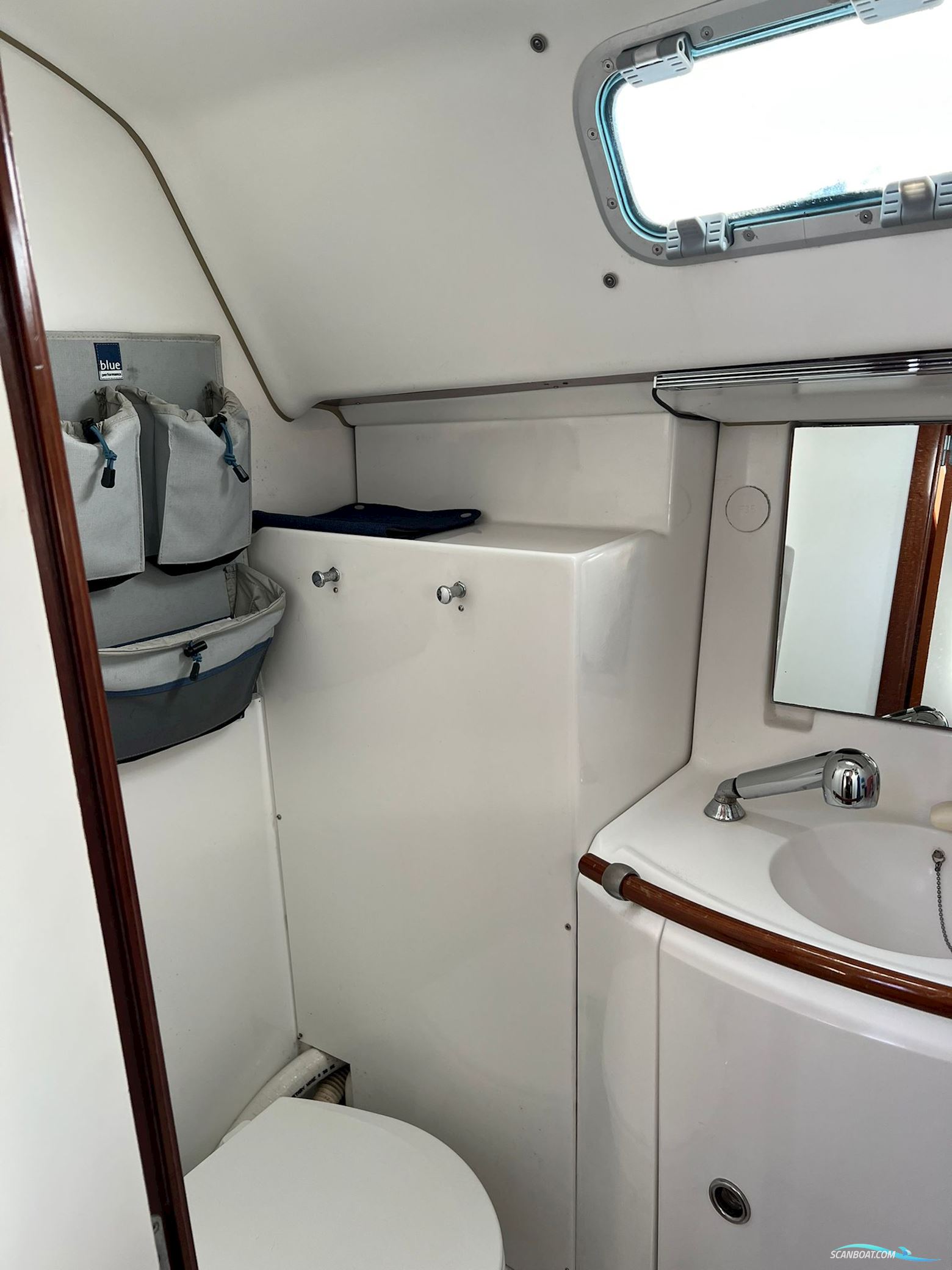 Beneteau Oceanis Clipper 411