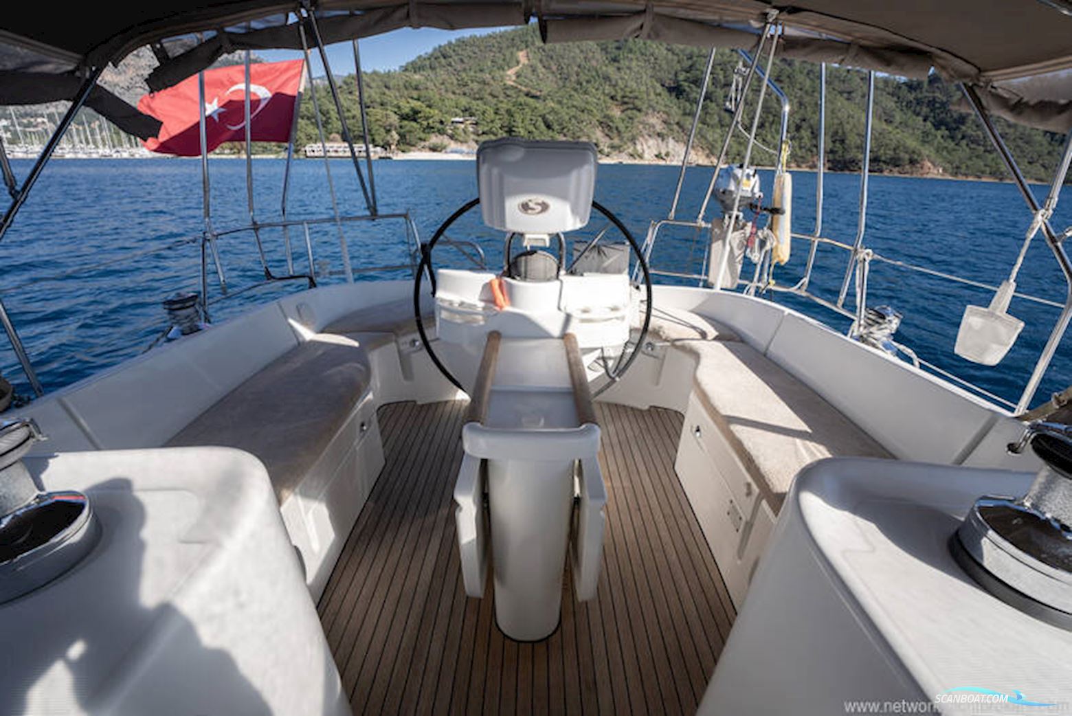 Beneteau Oceanis Clipper 411