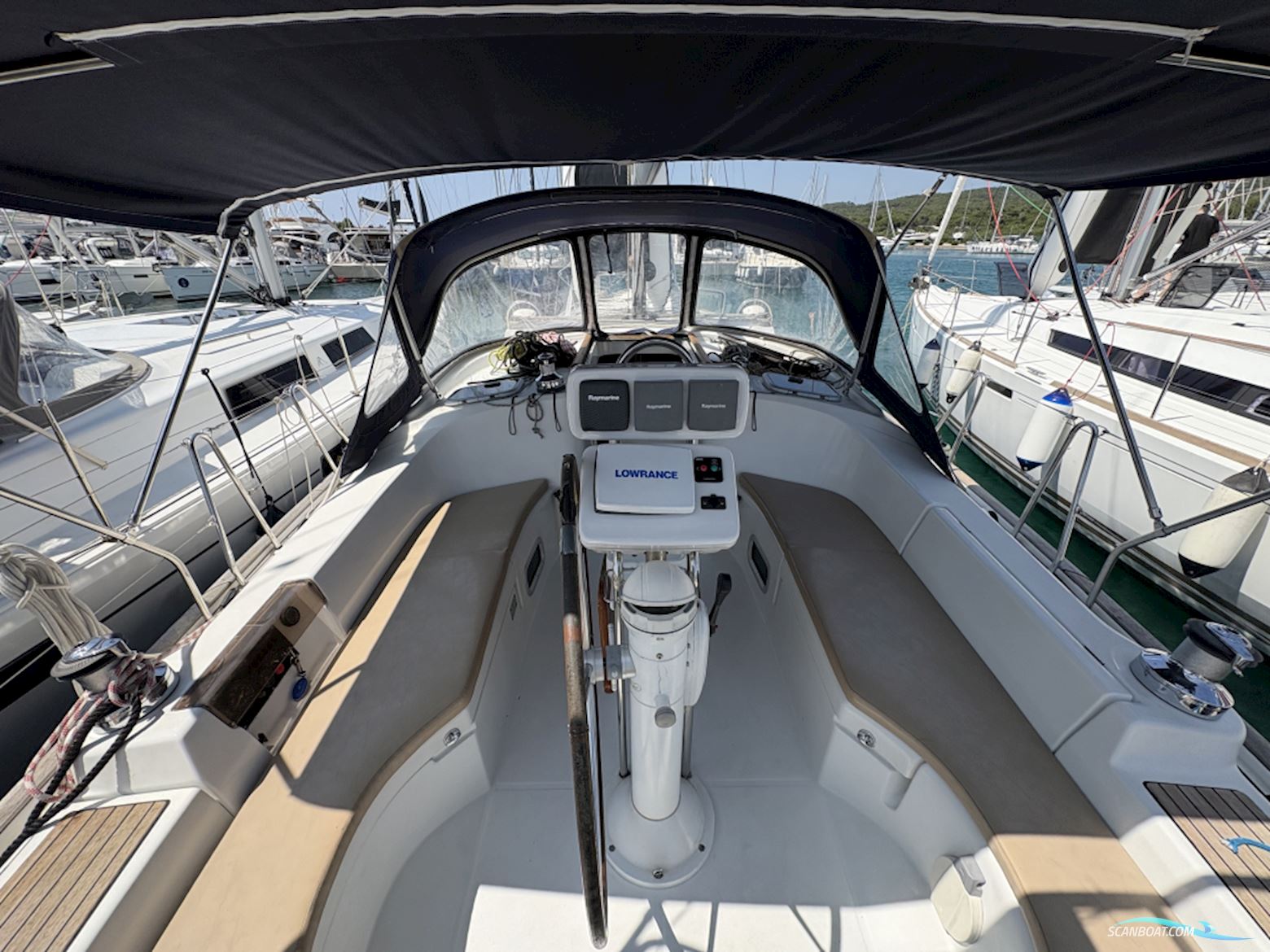 Beneteau Oceanis Clipper 423