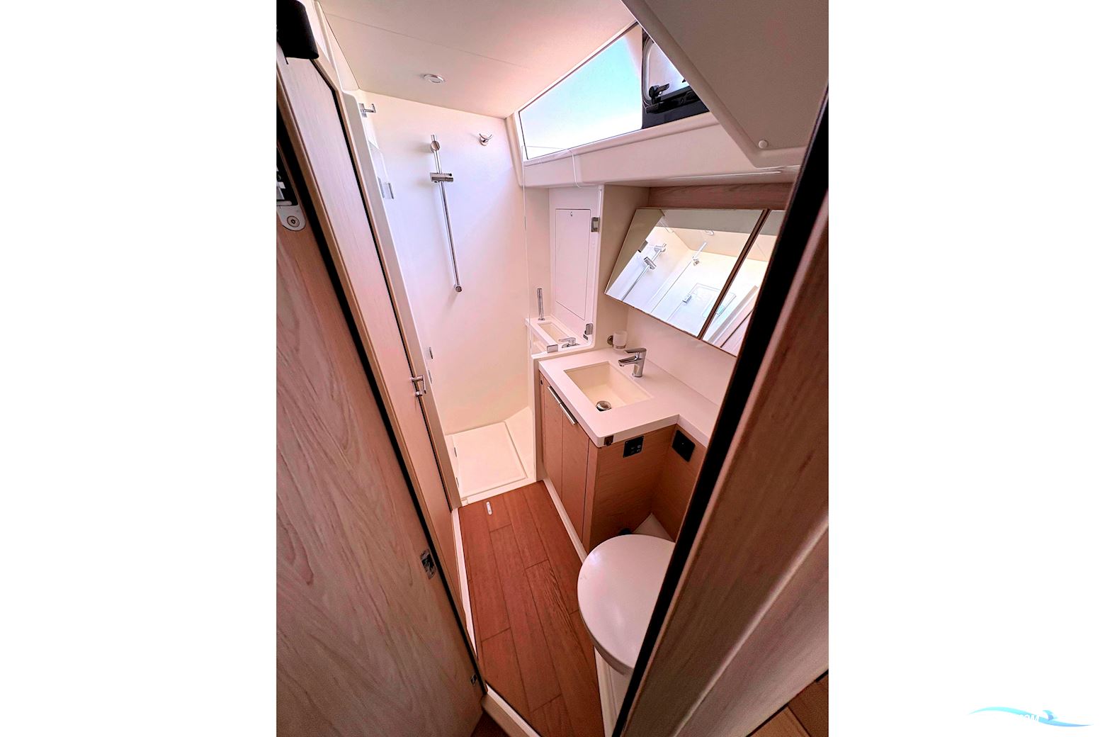 Beneteau Oceanis Yacht 54