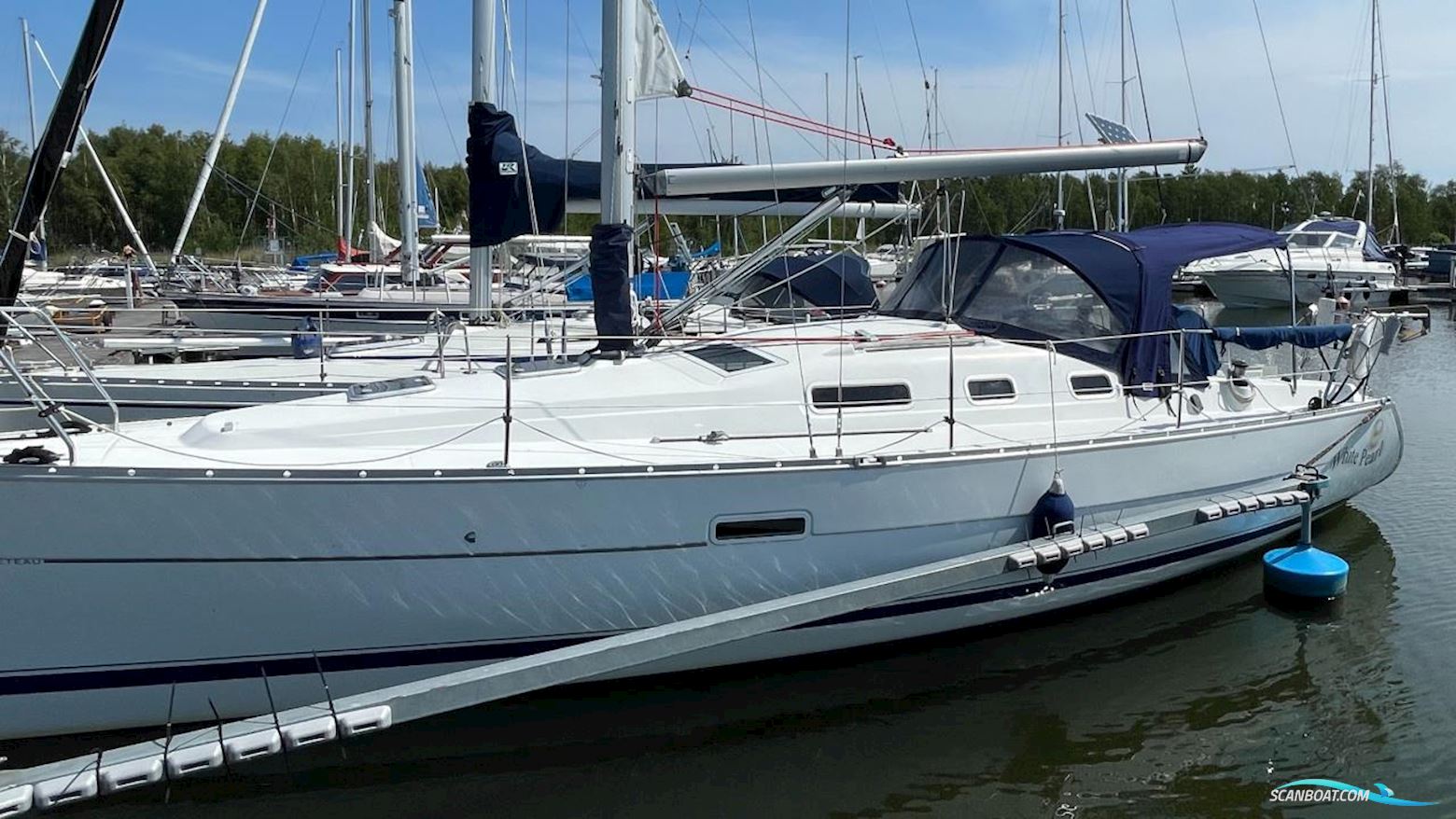 Beneteau Segelbåtar Oceanis 323