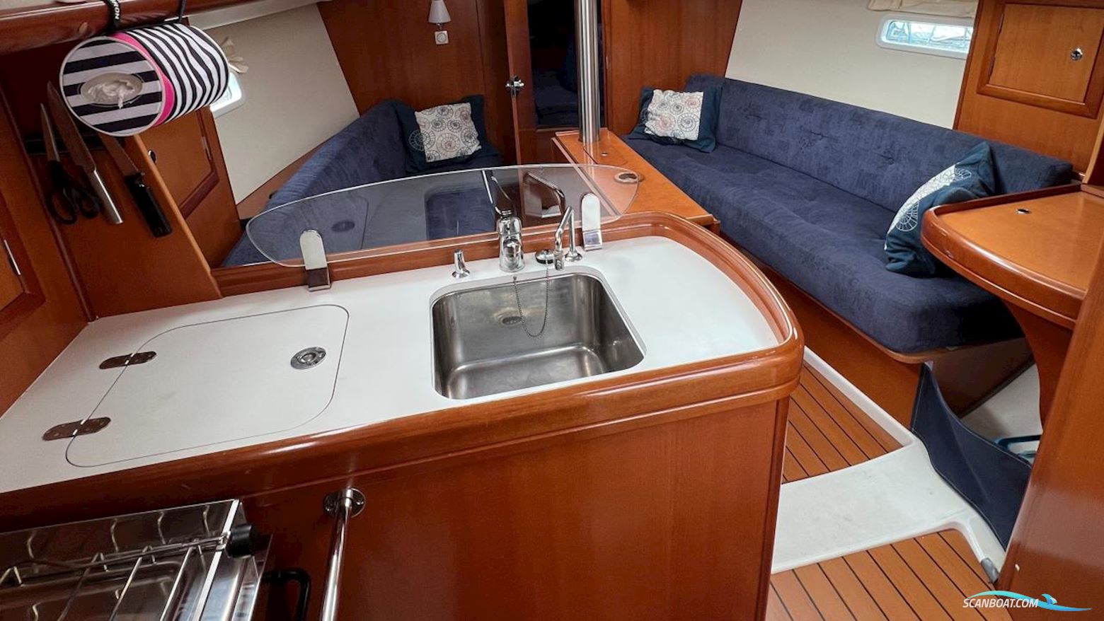 BENETEAU SEGELBÅTAR OCEANIS 323