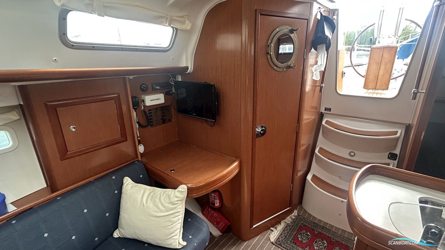 BENETEAU SEGELBÅTAR OCEANIS 323