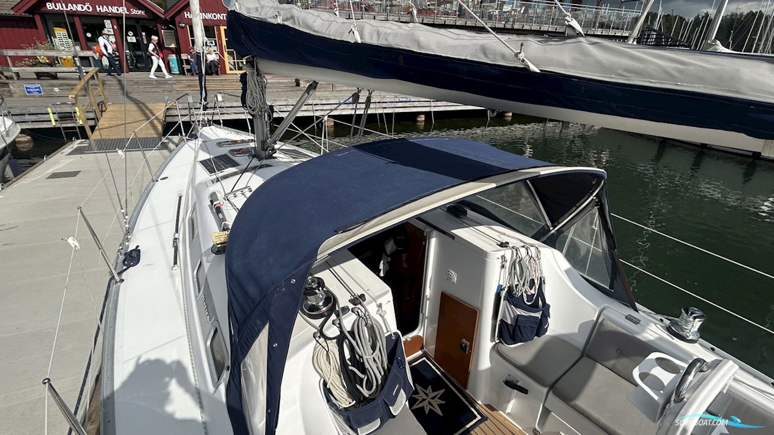 BENETEAU SEGELBÅTAR OCEANIS 323