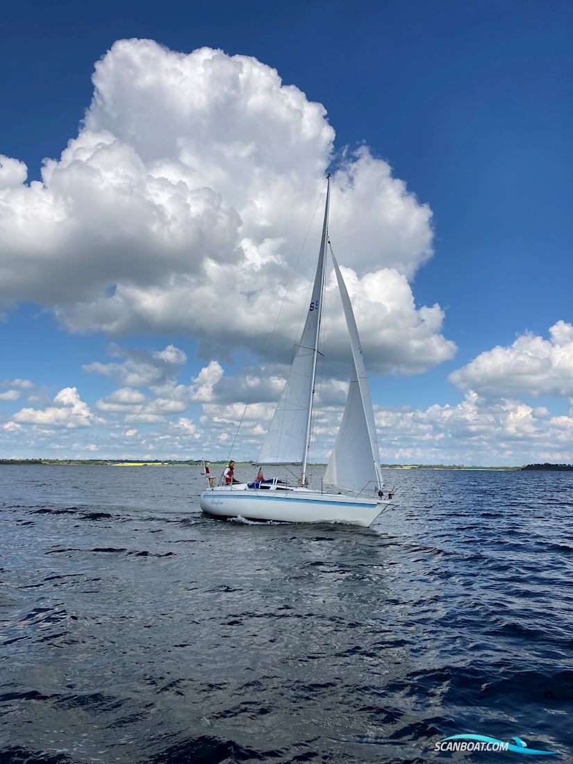Birdie 32 Zeilboten 1982, met Volvo Penta MD7A motor, Denemarken
