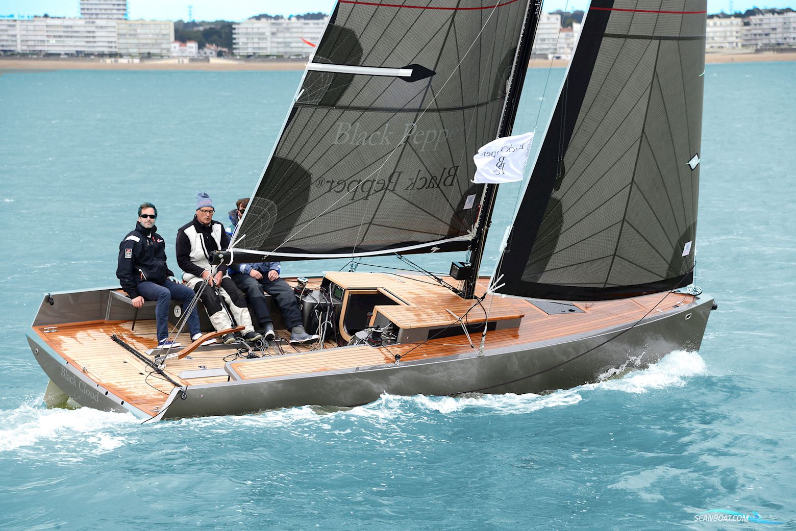 Black Pepper Code # daysailer Zeilboten 2027, France