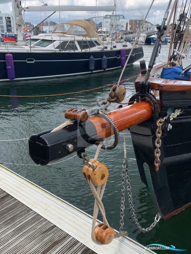 Bristol Pilot Cutter