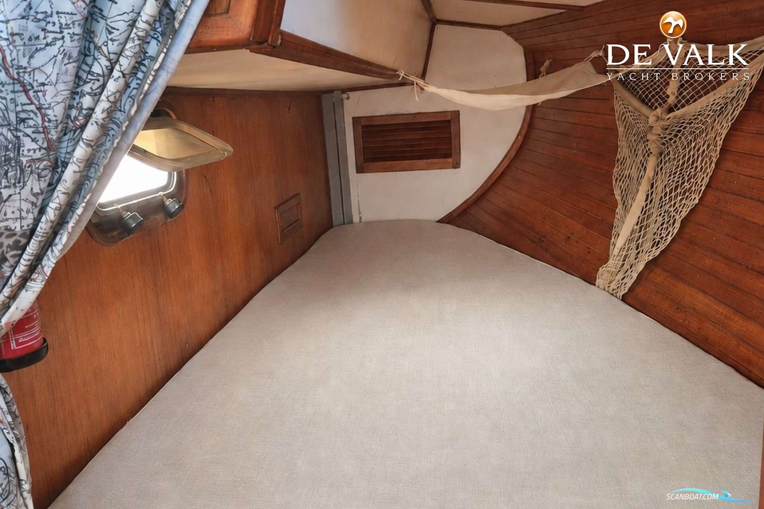 Brown Bluewater 49