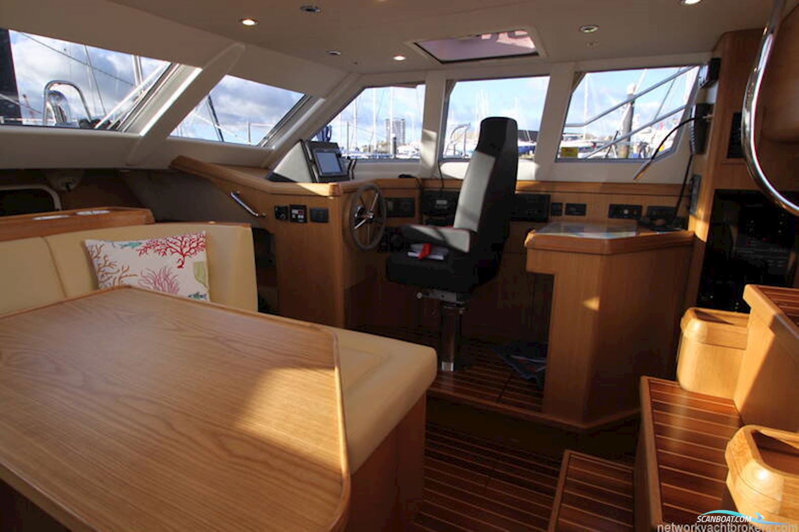 Bruce Roberts Custom Built Voyager 542 | 54ft