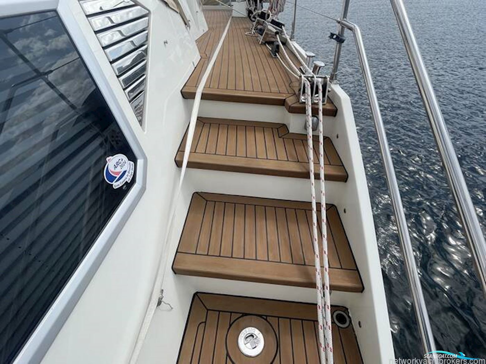 Bruce Roberts Custom Built Voyager 542 | 54ft