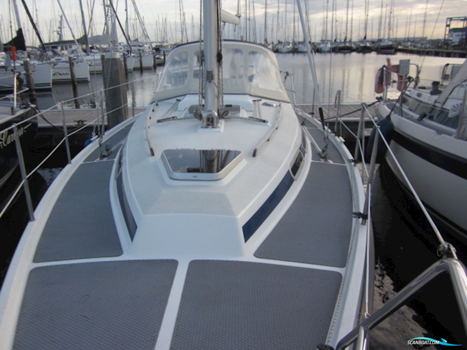 C-Yacht Compromis C888