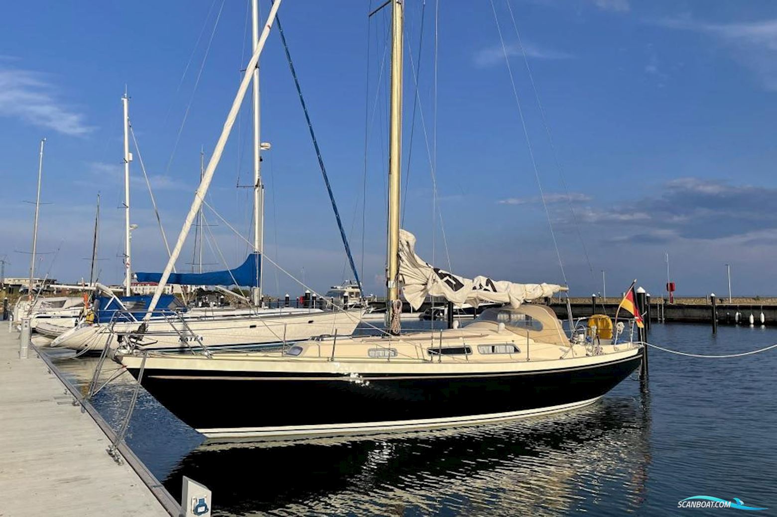 Camper & Nicholsons 35 Zeilboten 1976, met Perkins 4.108 motor, Duitsland