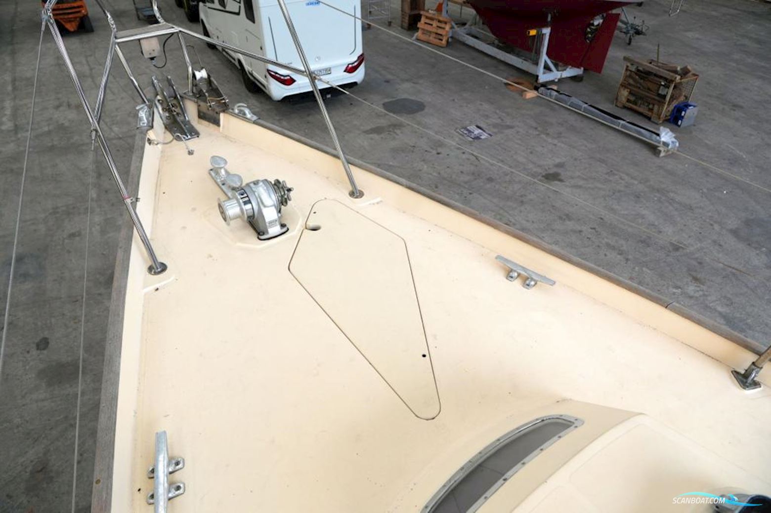 Camper & Nicholsons 35