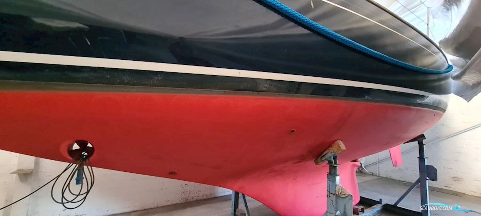 Camper & Nicholsons 35