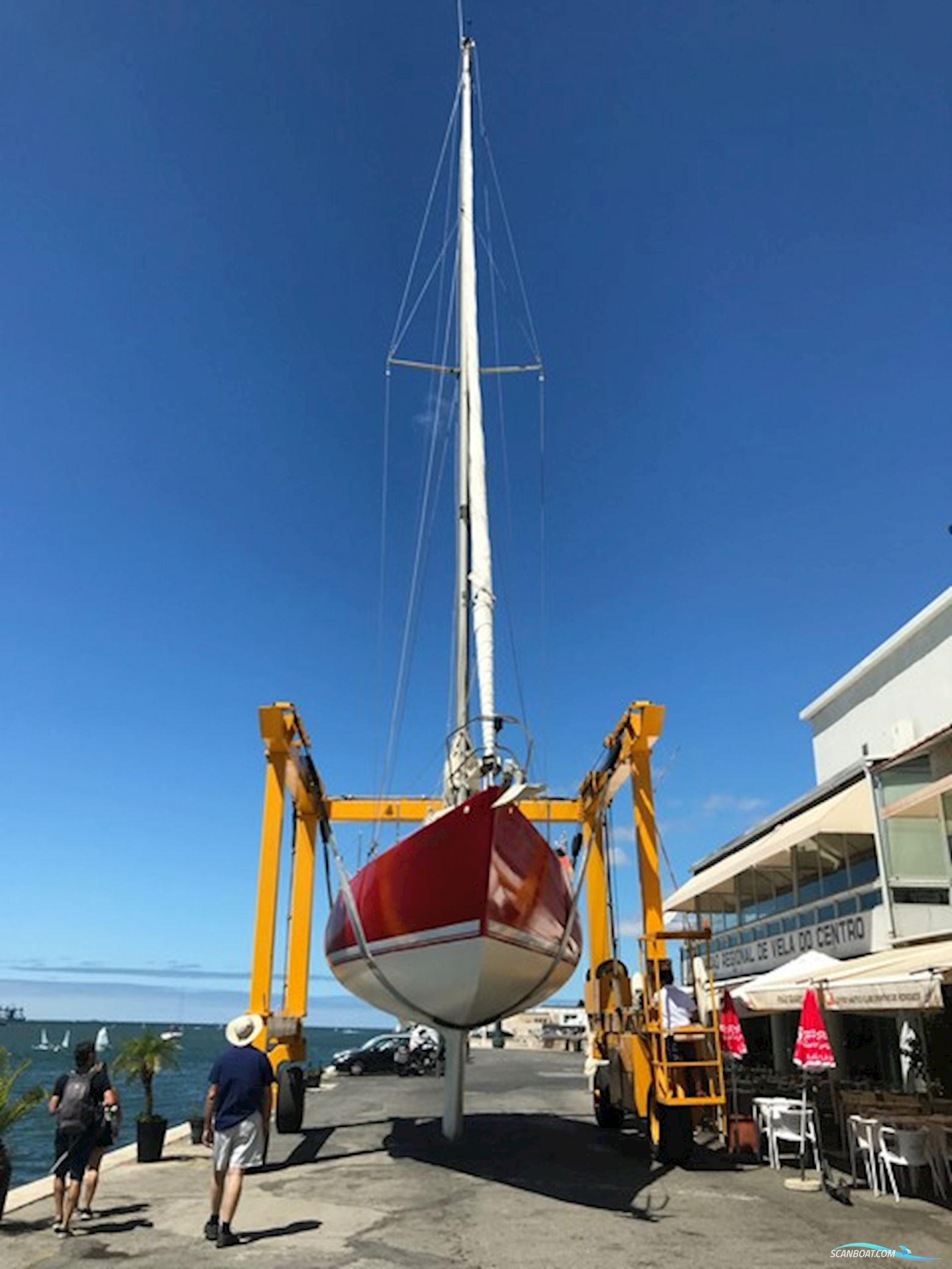 Camper & Nicholsons Two Tonner