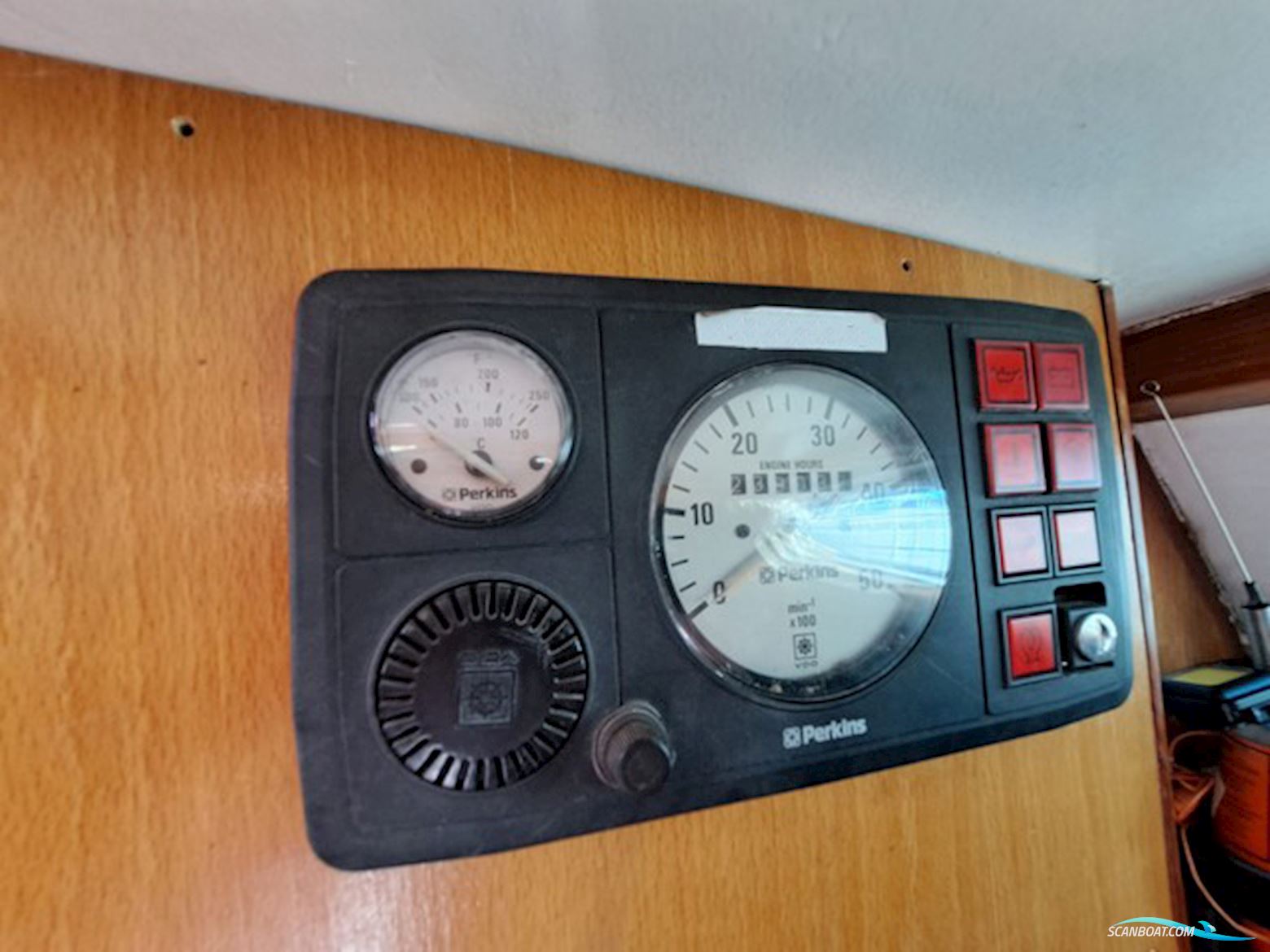 Camper & Nicholsons Two Tonner