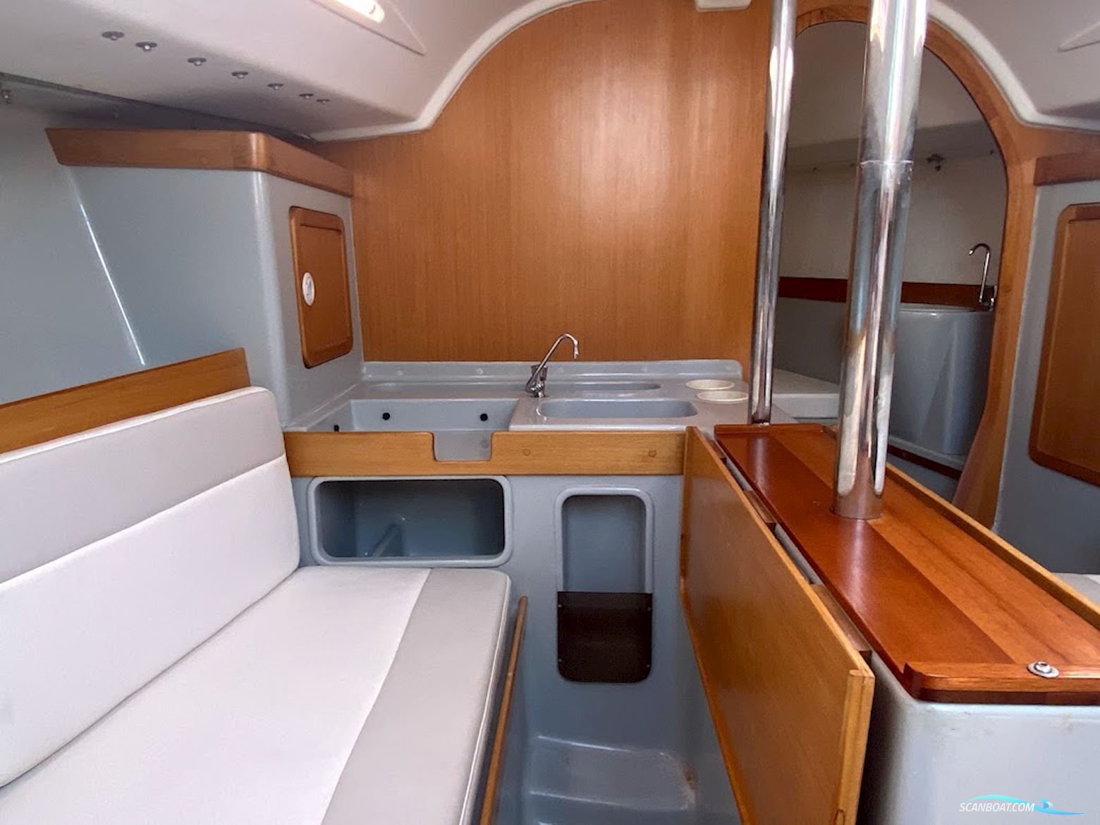 Carabelli Custom 257
