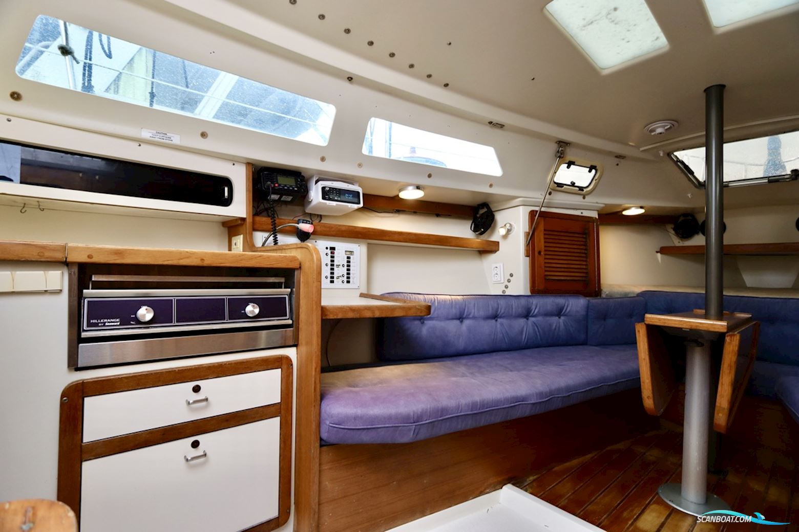 Catalina  270