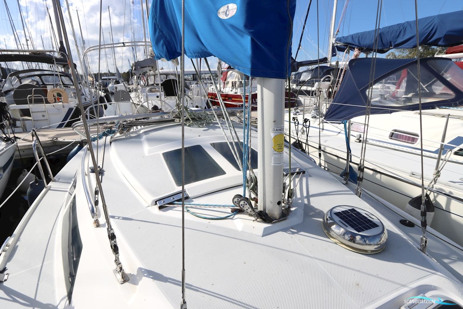 Catalina 270