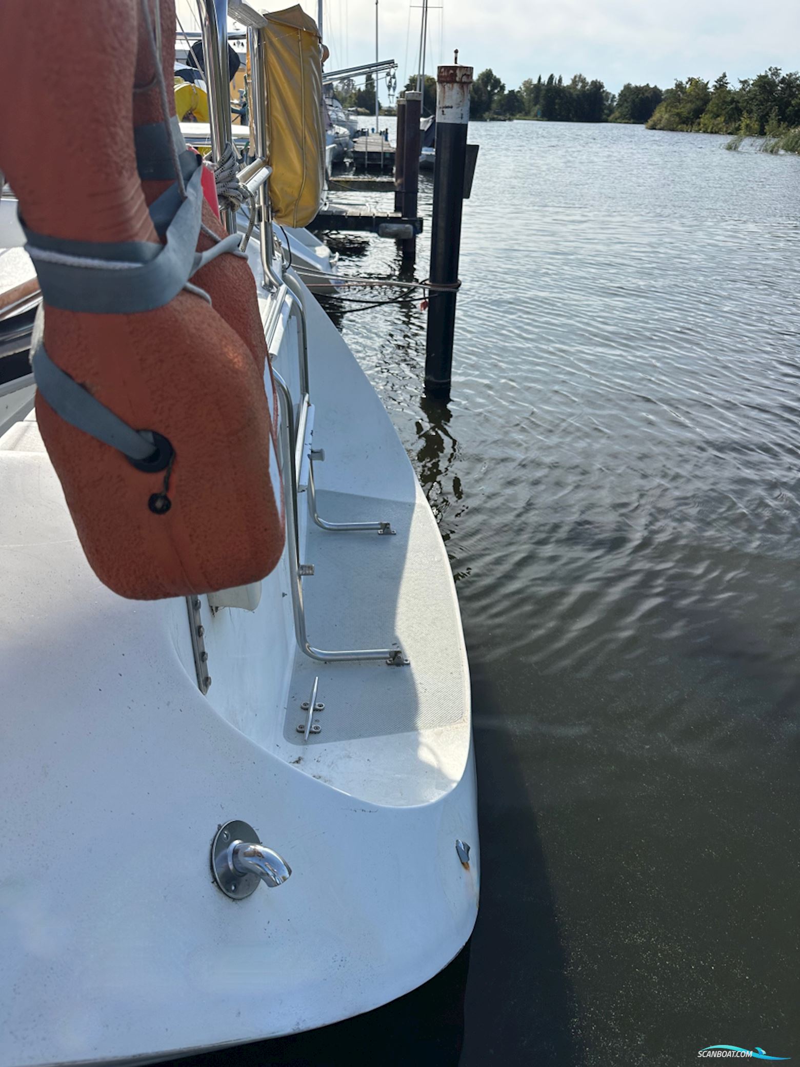 Catalina 320