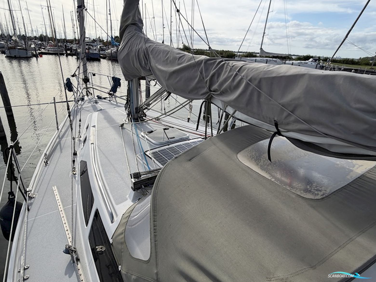 Catalina 320