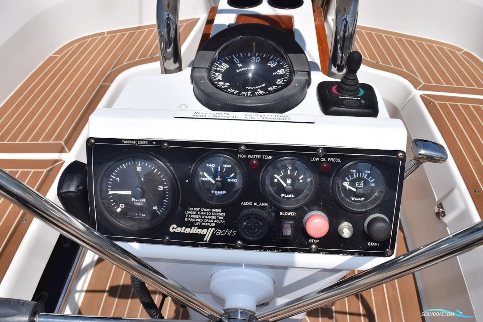 Catalina 375